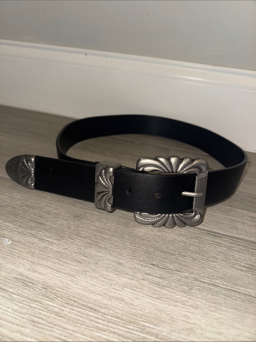 Women’s Black Leather Belt with Ornate Silver-Tone Buckle